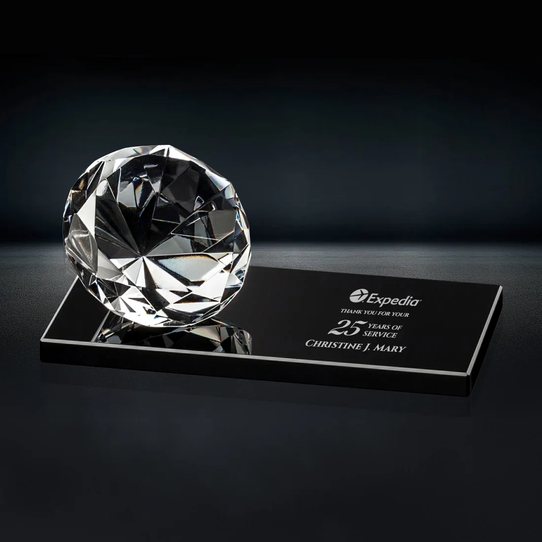 diamond crystal award on flat crystal base